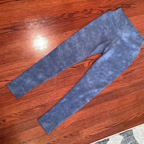 ALO full length fitness pants - Picture 3 of 8